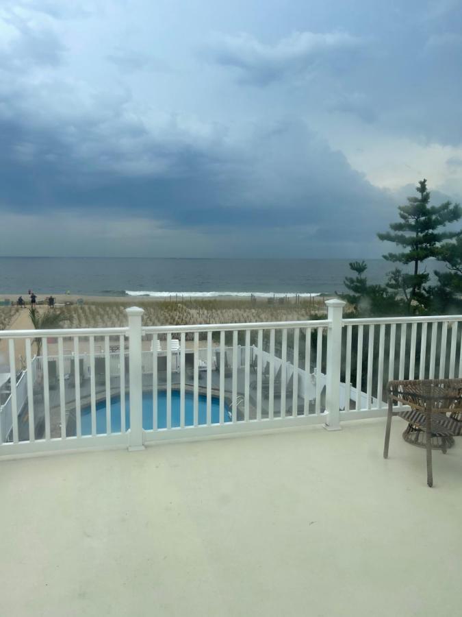 Driftwood Motel ポイント・プレザント・ビーチ エクステリア 写真